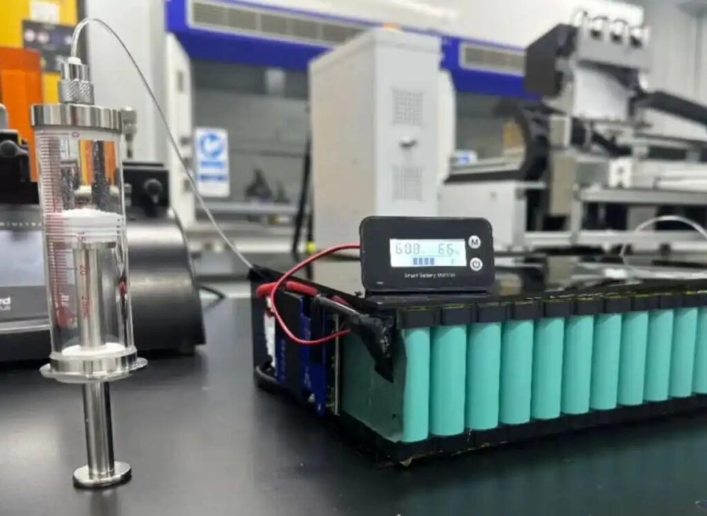锂电池技术再突破:复旦“一针回春”破解全球能源困局
