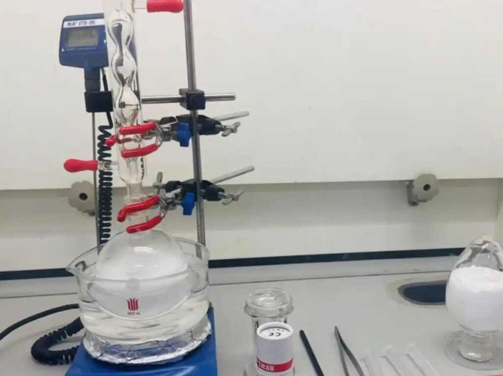 锂电池技术再突破:复旦“一针回春”破解全球能源困局